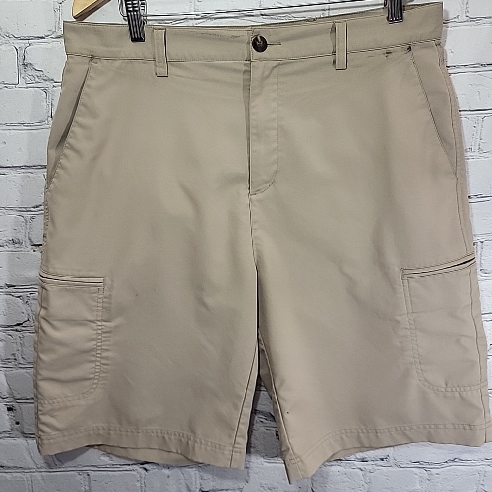 Adidas Golf Shorts Mens‎ Sz 34 Khaki Quick-Dry Flat Front Flaw- Marks